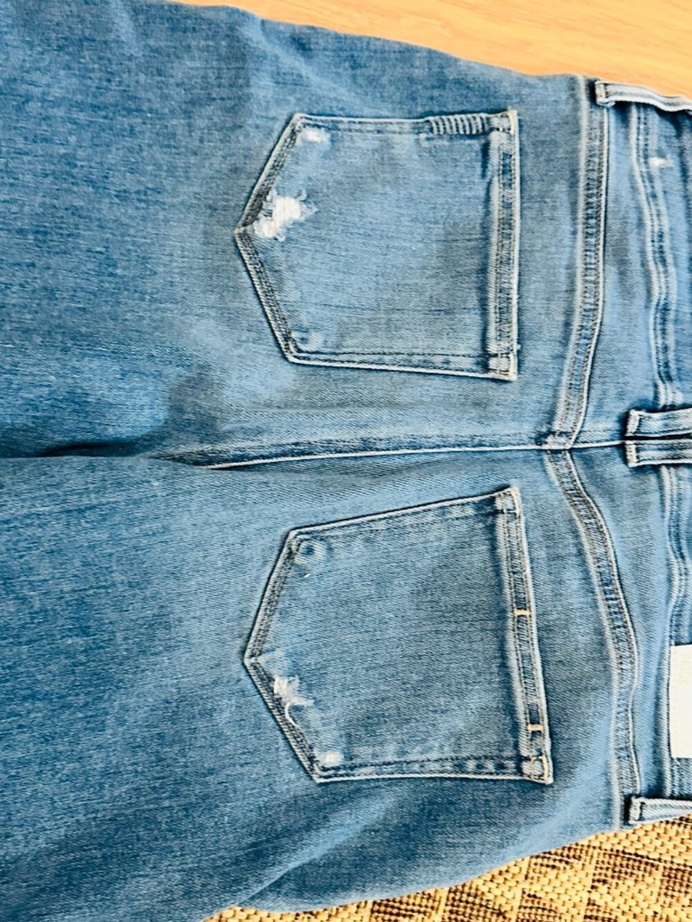 PAIGE Anessa size 28 wide leg raw edge jeans - Picture 7 of 8